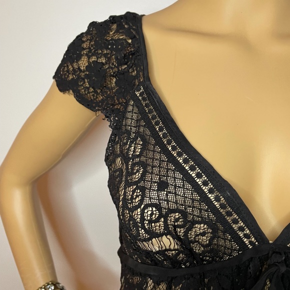 Vintage Milly 60’s black lace flutter sleeve dress - Picture 3 of 13
